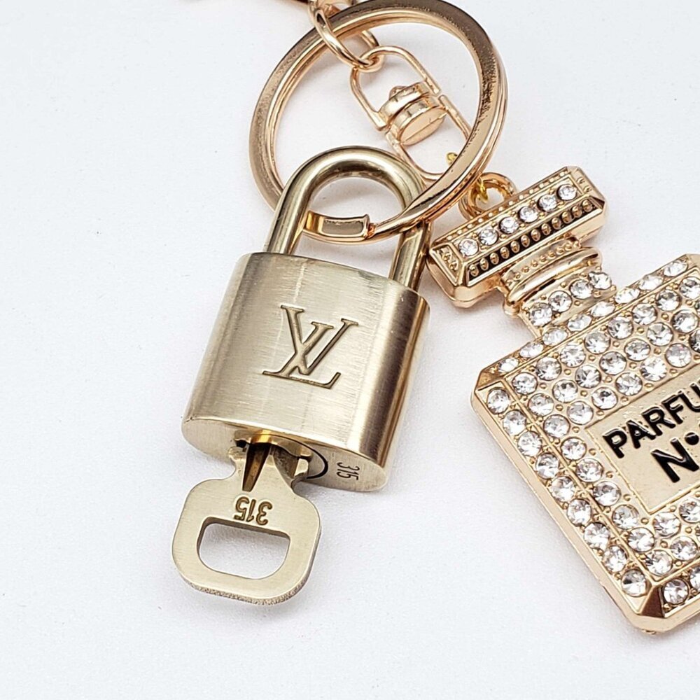 Louis Vuitton Gold Lock 🔒 Authentic LV Key + Unbranded N5 Bottle Bag Charm - Picture 4 of 7